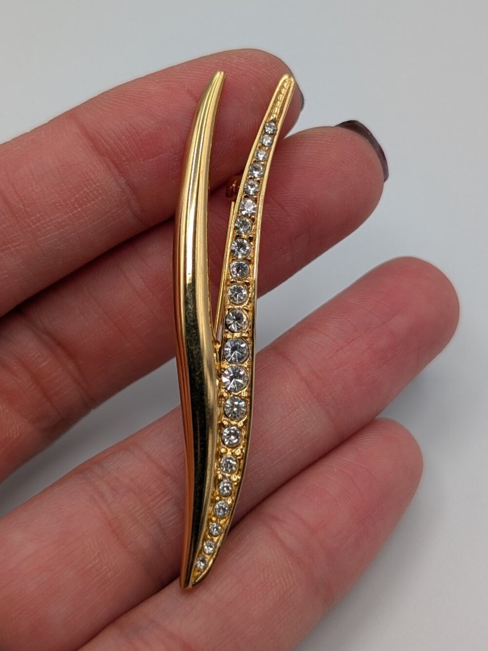 Vintage Monet Signed Gold Plated Modernist Rhinestone Wave Brooch Pin 1980s
